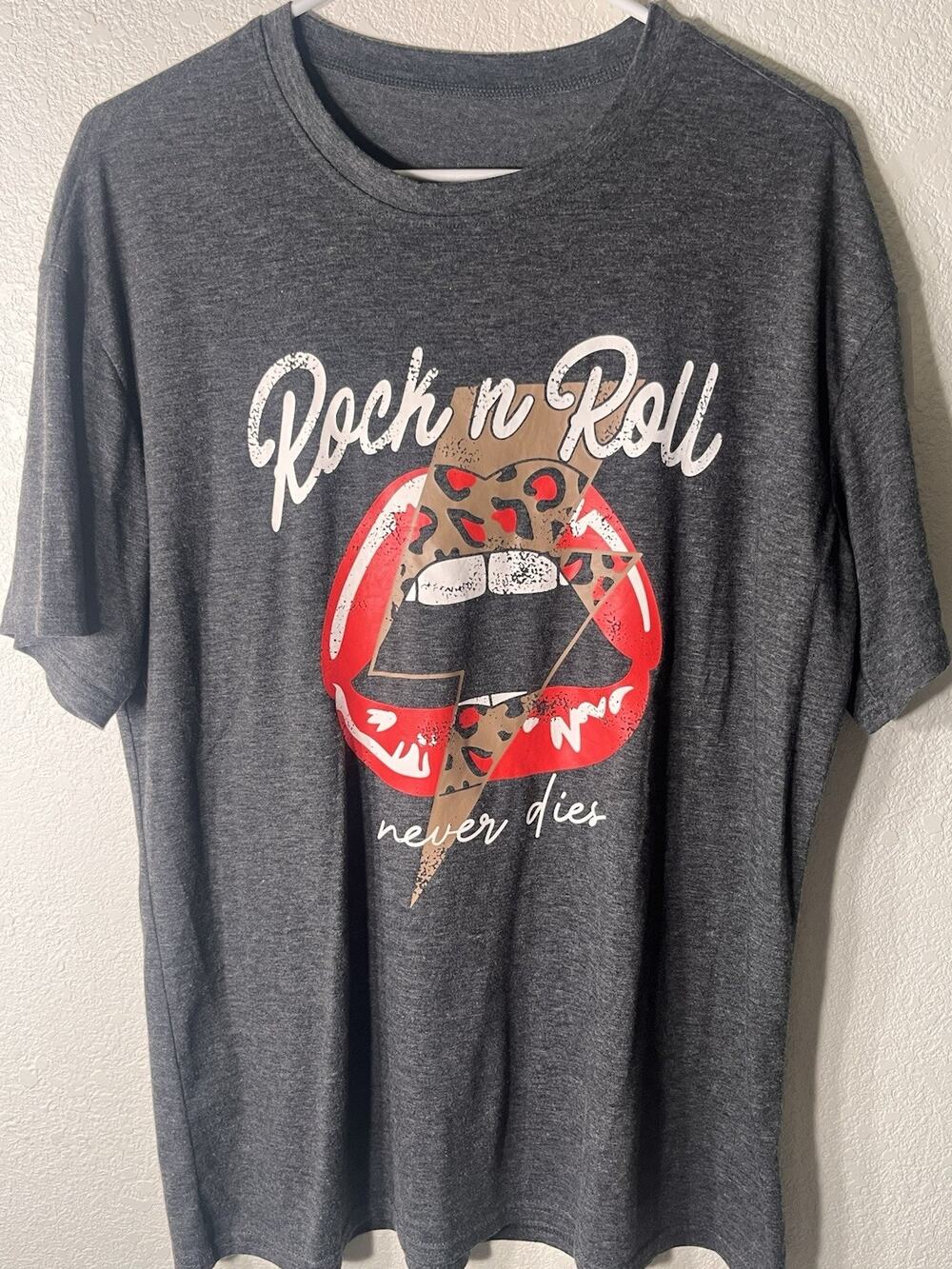 Women's Graphic T-Shirt Rock N Roll Never Dies‎ Color Gray Size Large